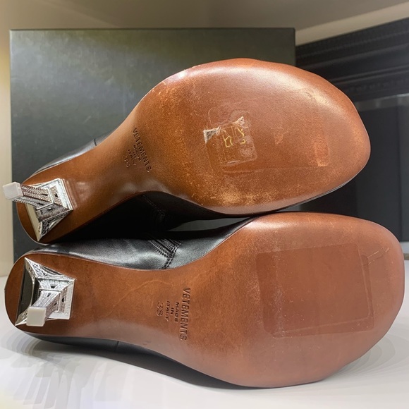 🔥HP🔥 Vetements Eiffel Tower Leather Boots EUR38 - Picture 15 of 16